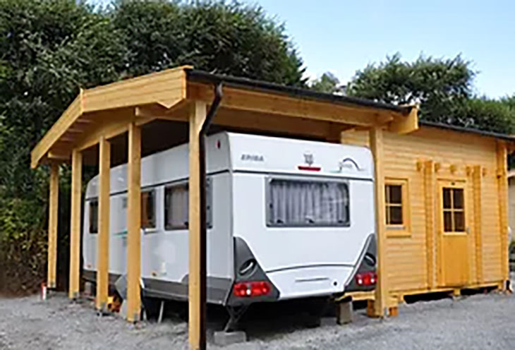 sonderbau_haus-mit-unterstellplatz